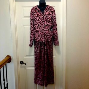 Victoria’s Secret Rose Gold Silk PJ Set XL